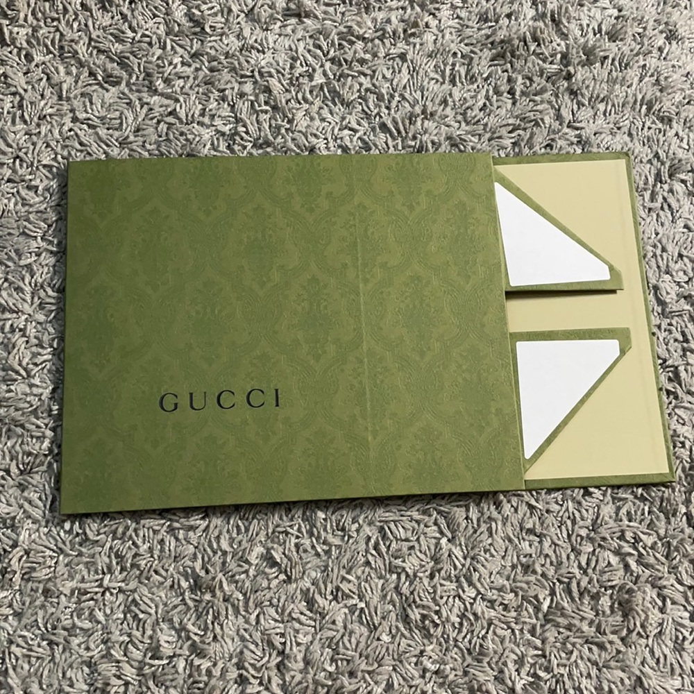 Gucci reversible box 2 for $19